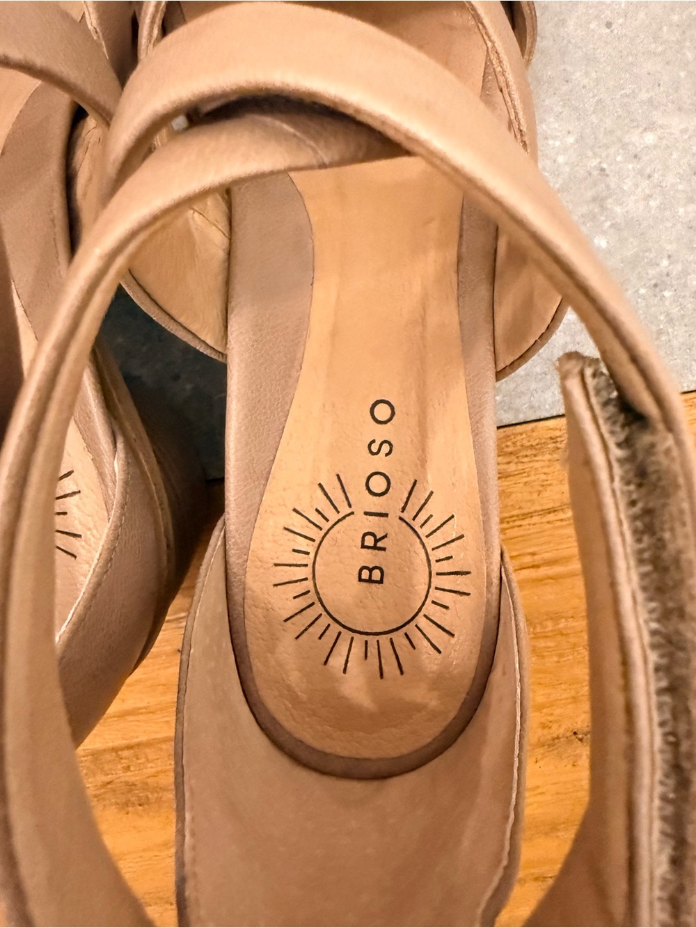 Brioso Verandah Leather Block Heel Sandals Taupe Size 7 - Picture 8 of 12